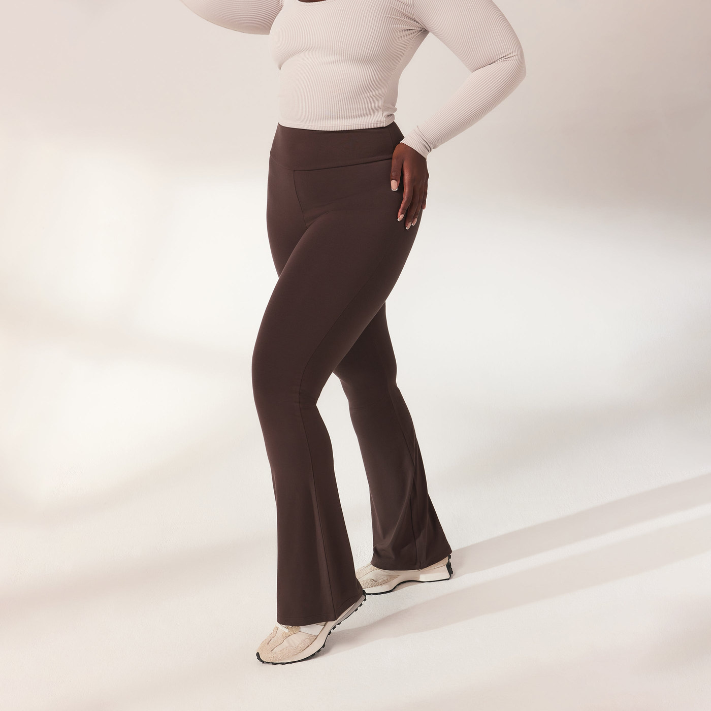 Legging léger flare grande taille - Espresso Marron