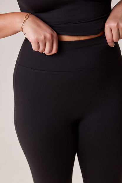Curve Ultimate Everyday Flare Leggings - Black