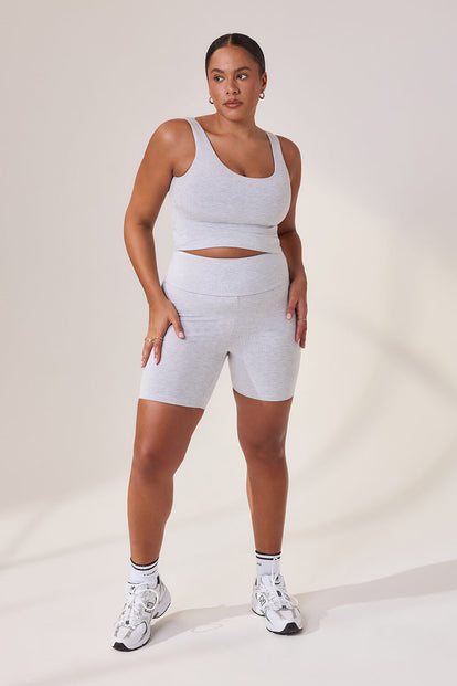 Simone - Height: 5'6 | Wearing Size 42 Tall