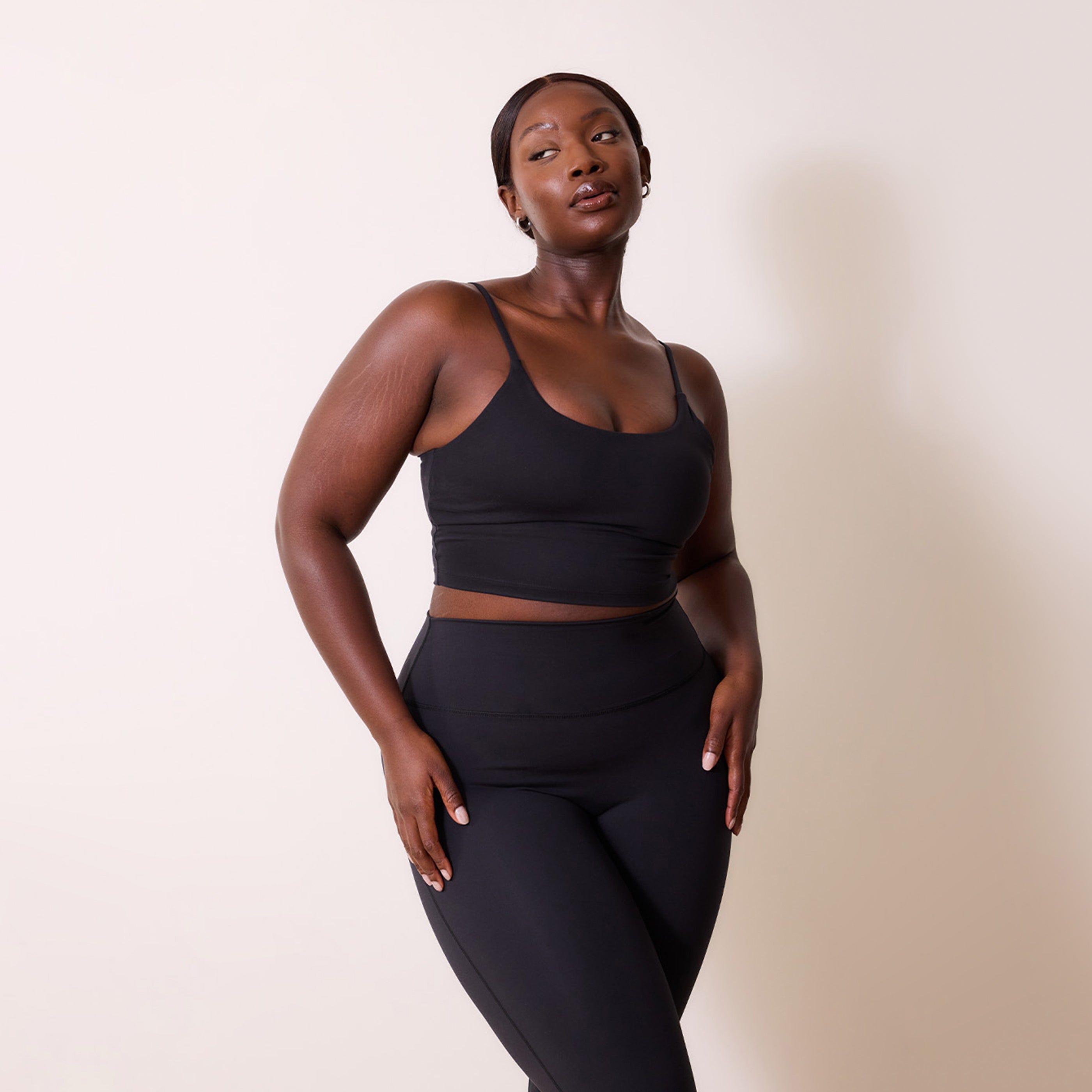 Brassière de sport grande taille 24/7 Revitalise - Midnight Noir