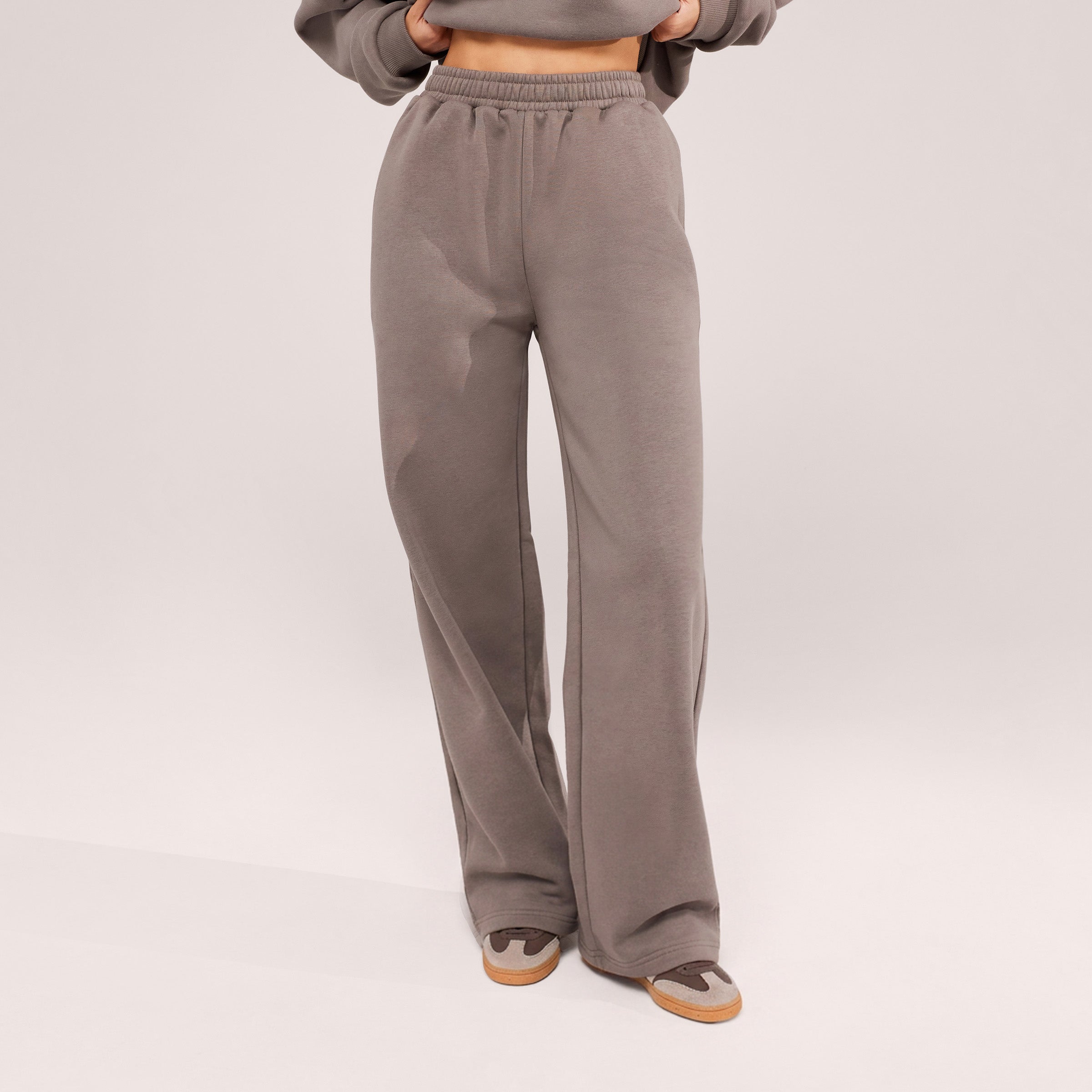 Jogger large en coton bio - Noir café