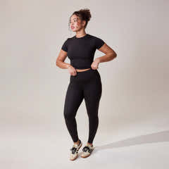 Legging essentiel ultime – Noir