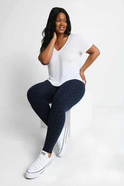 Everyday High Waisted Leggings Curvy - Navy Animal Print