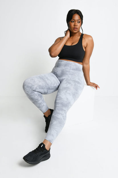 Legging 7/8e taille haute grande taille Revitalise - Sky Grey Tie Dye