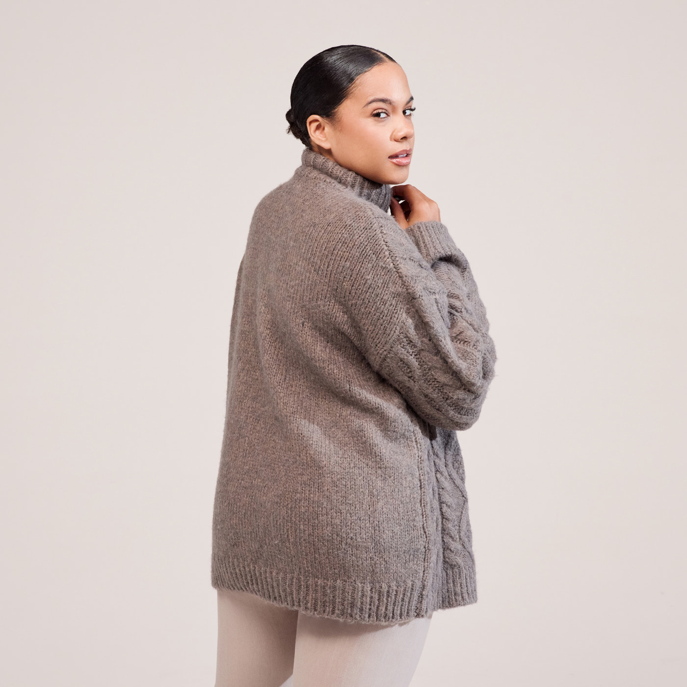 Curve Cable Knit 1/4 Zip Jumper - Mocha