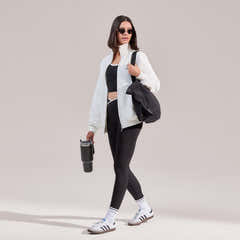 Veste zippée à col cheminée en coton biologique - Blanc cassé