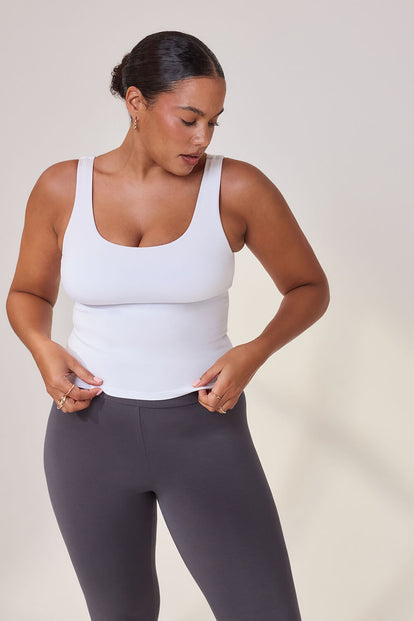Curve Lightweight Everyday Tank Top - White
