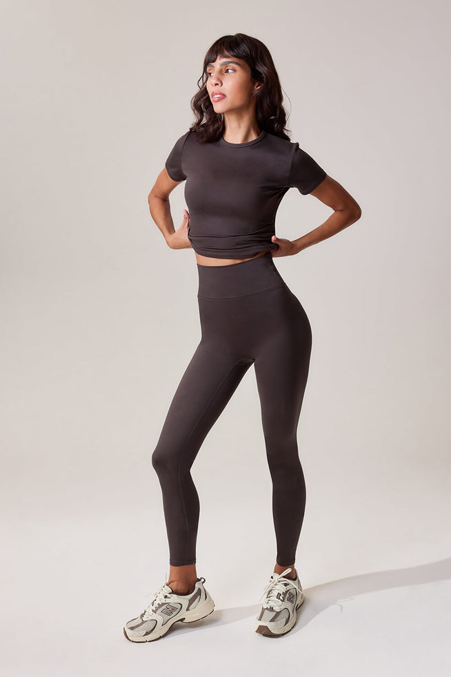 files/LOOK_25_42369_28e15f4f-ff25-4cb6-aadb-5ad6b8bc58d4.jpg