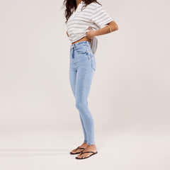 Jeans galbant et sculptant - Délavage clair