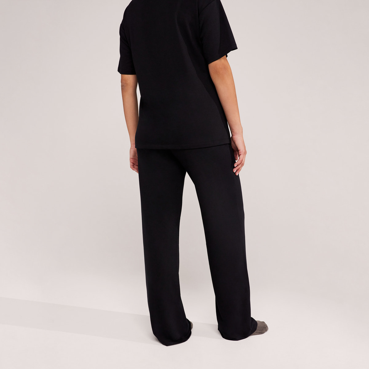 Ensemble détente large en tissu doux – Noir
