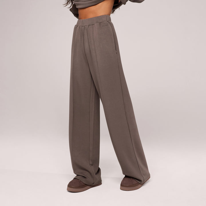 Jogger large en coton bio - Noir café