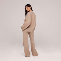Pull surdimensionné en maille universitaire – Biscuit