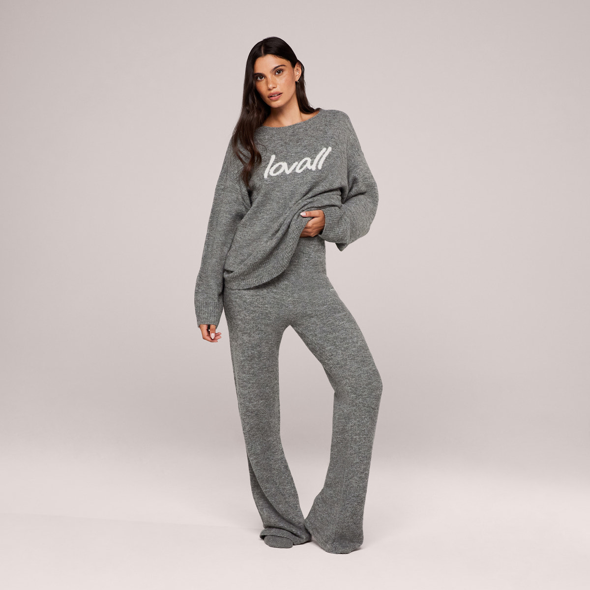 Pull oversize en maille brossée à motif script - Gris