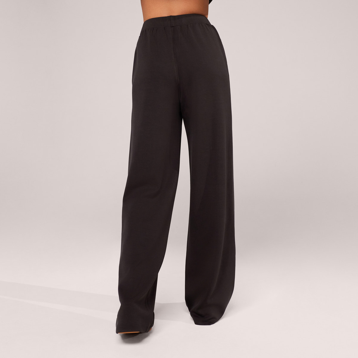 Jogger large en coton bio - Noir café