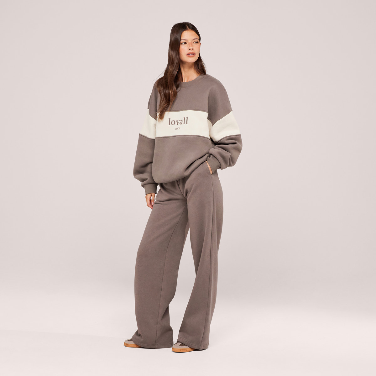 Jogger large en coton bio - Noir café