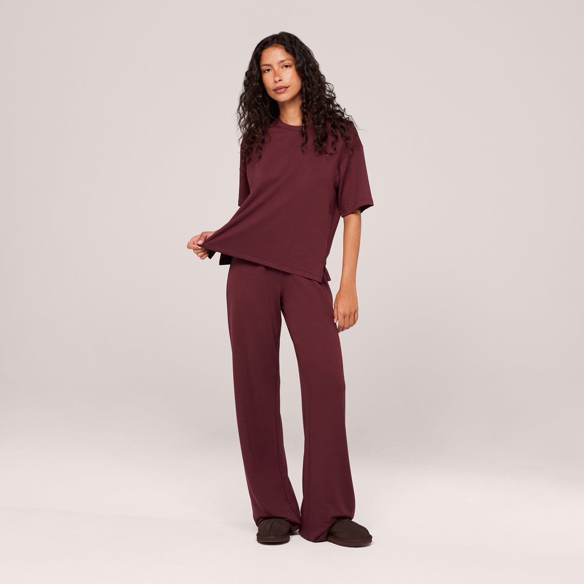 Ensemble détente large en tissu doux – Café noir