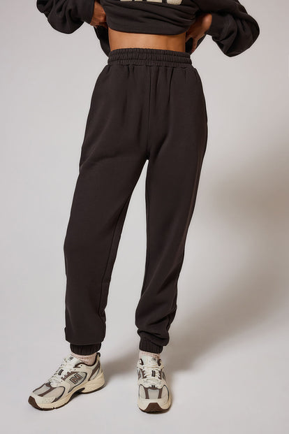 ALL SZN pantalon de jogging biologique à revers grande taille - Black Coffee