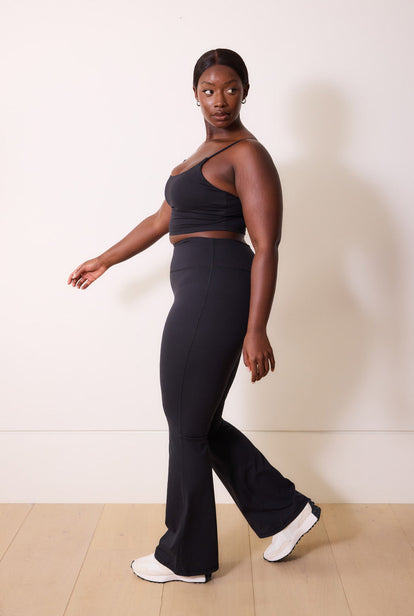 Legging flare grande taille 24/7 Revitalise - Midnight Noir