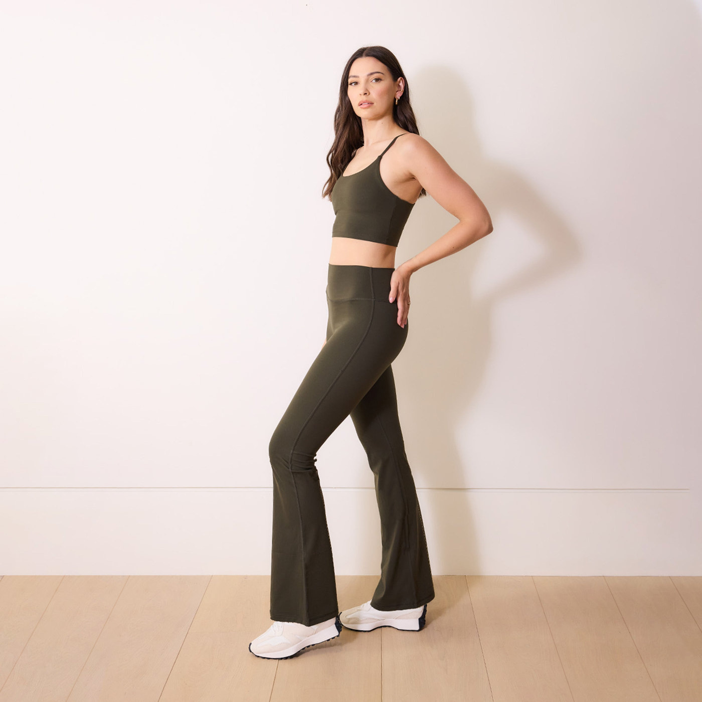 Legging flare grande taille 24/7 Revitalise - Deep Olive