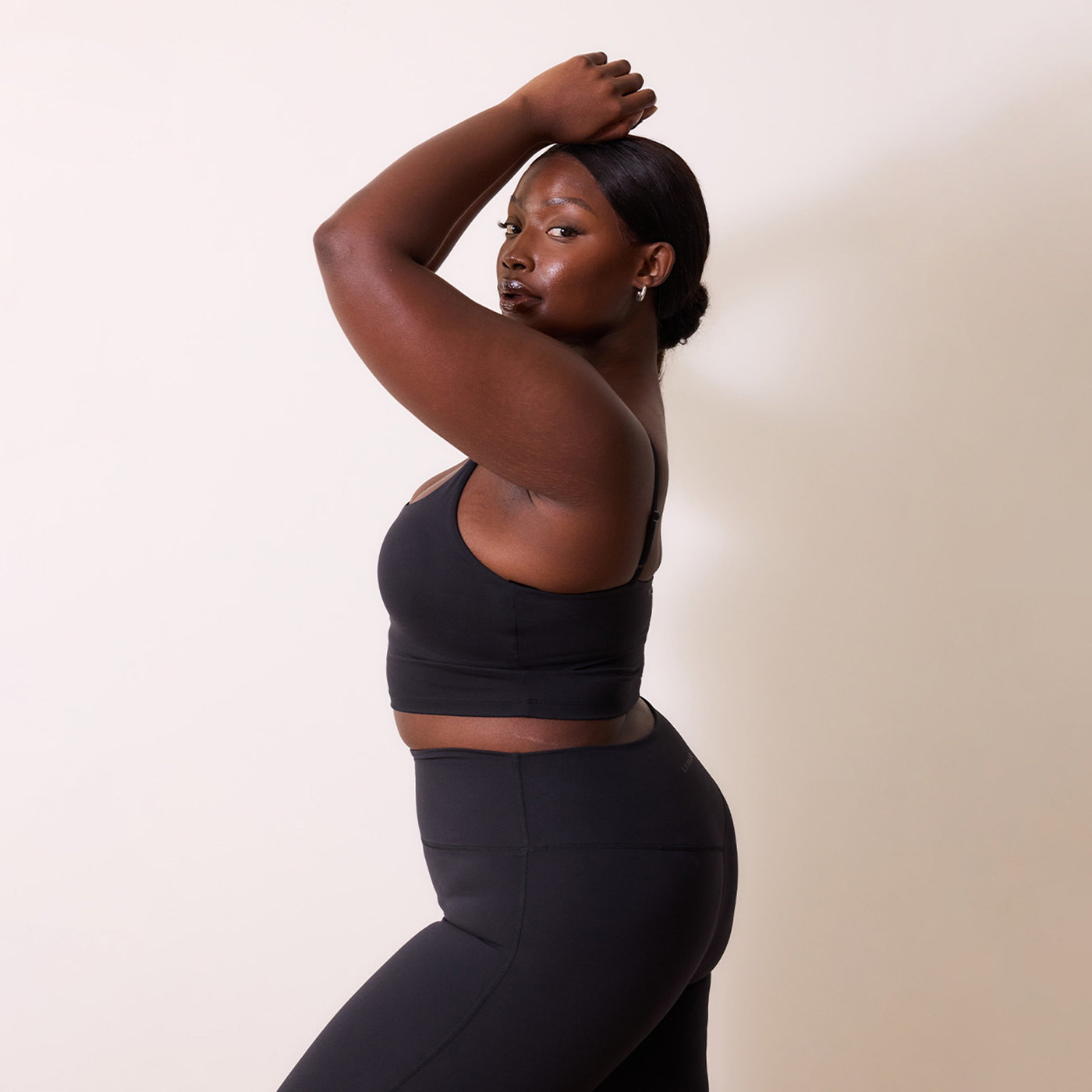 Brassière de sport grande taille 24/7 Revitalise - Midnight Noir