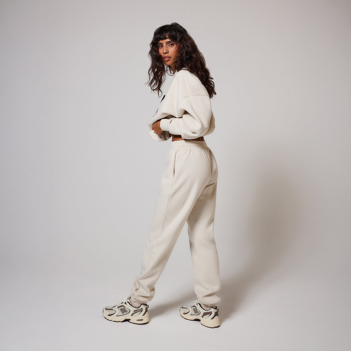 ALL SZN pantalon de jogging biologique à revers grande taille - Ecru