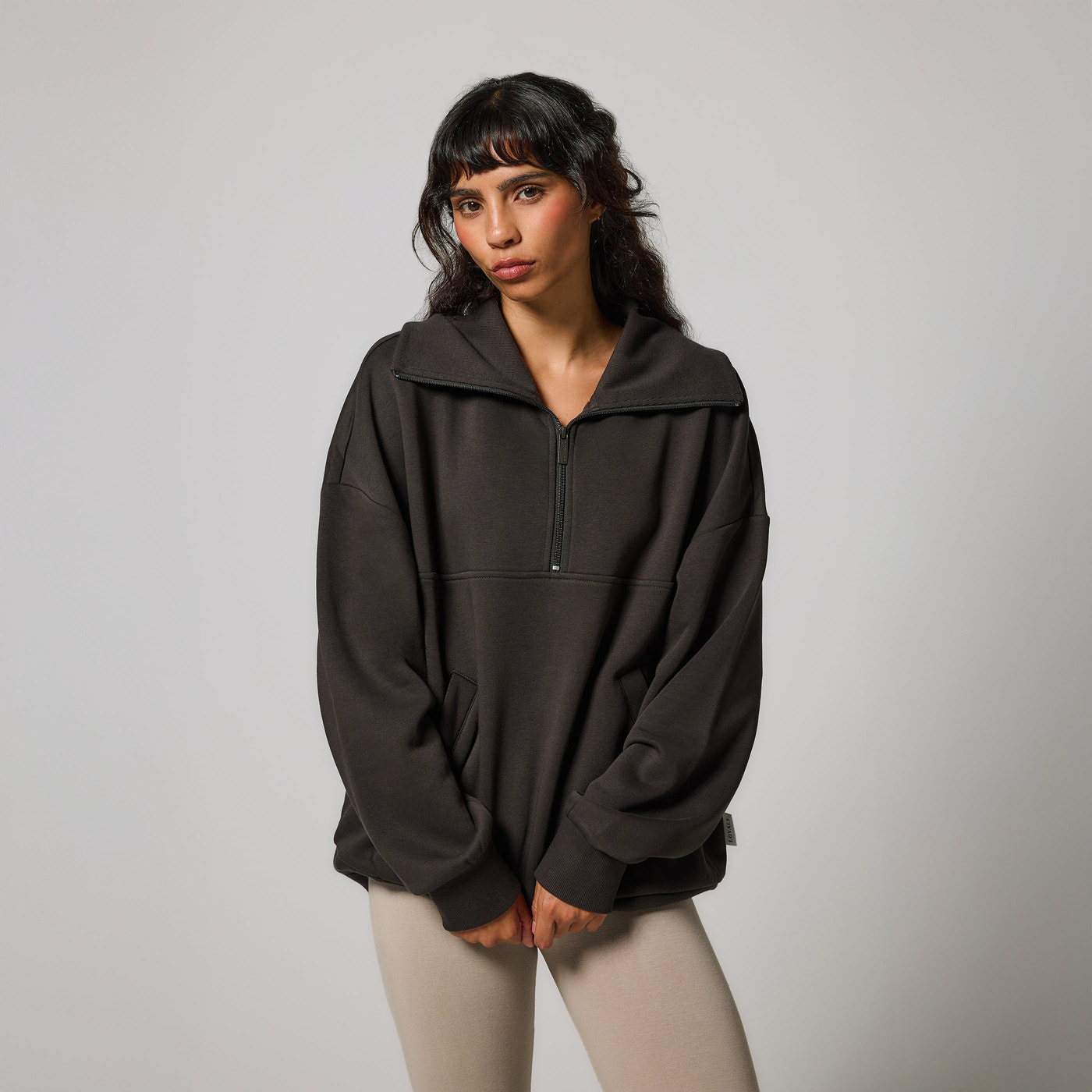 ALL SZN organique Pull Oversize avec Quart de Zip - Black Coffee