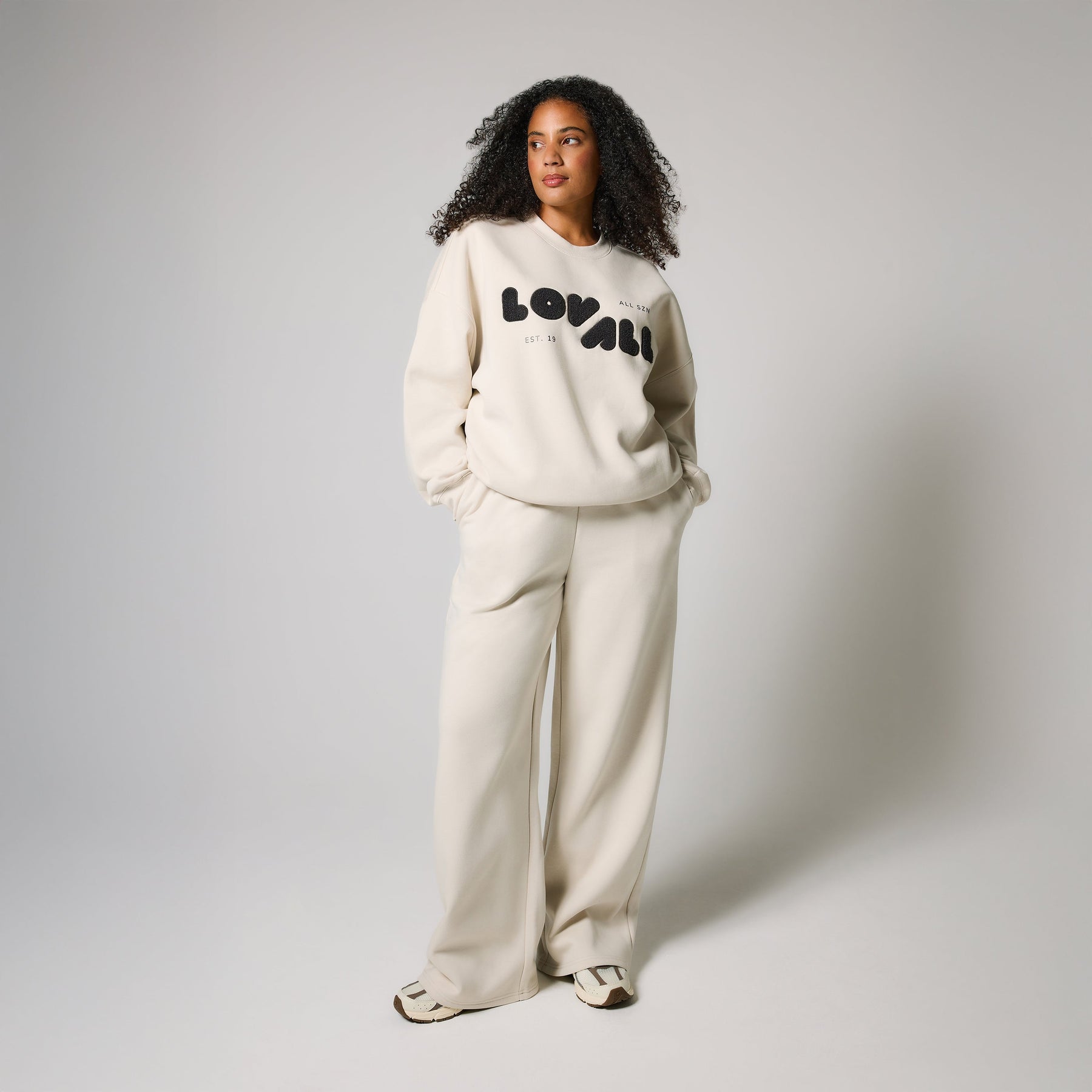 ALL SZN pantalon de jogging bio à jambes larges grande taille - Ecru