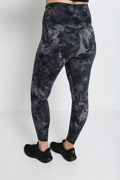 Revitalise 7/8 High Waisted Leggings - Black Tie Dye