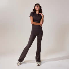 Legging évasé ultime pour tous les jours - Café noir
