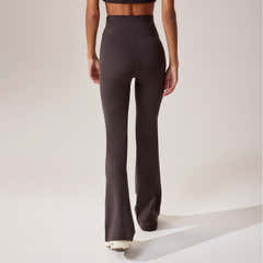 Legging évasé ultime pour tous les jours - Café noir