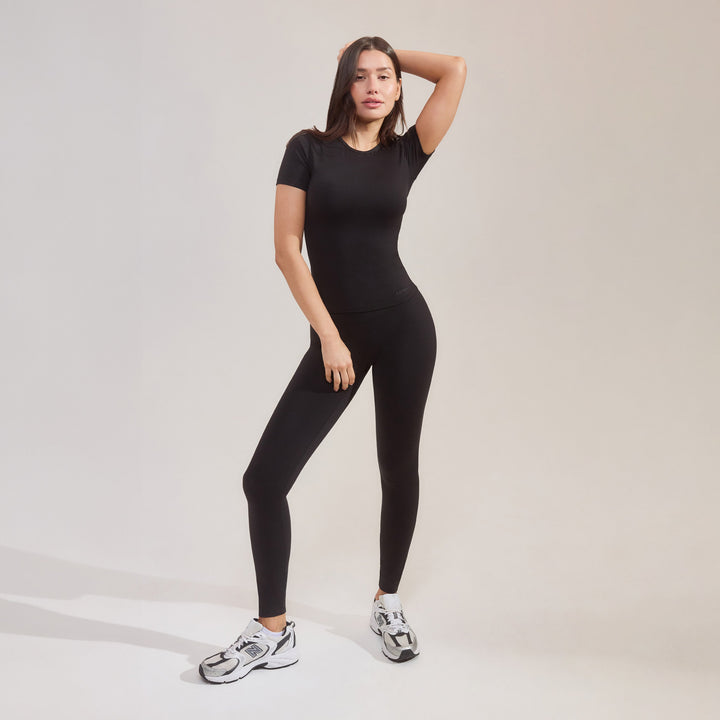 Legging essentiel ultime – Noir