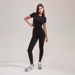 Legging essentiel ultime – Noir