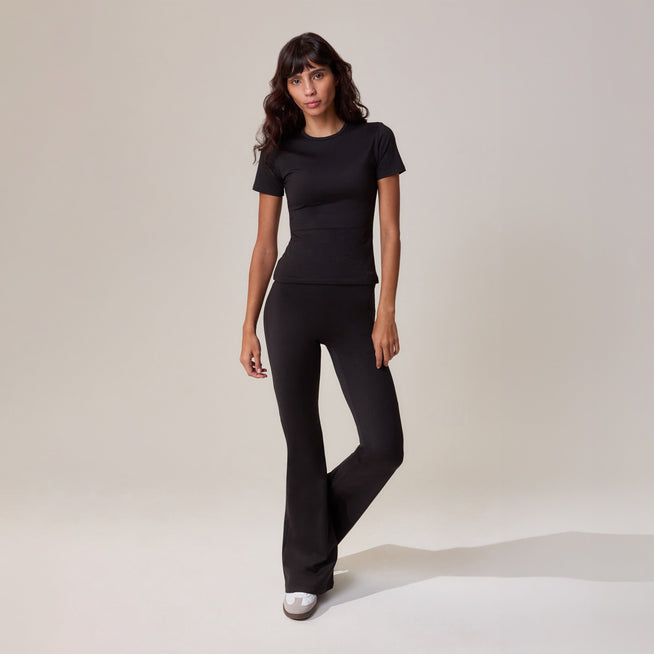 files/W_WinterLeggings_Black-3_1f0f0c52-ffac-4a88-8890-06693fb37c15.jpg