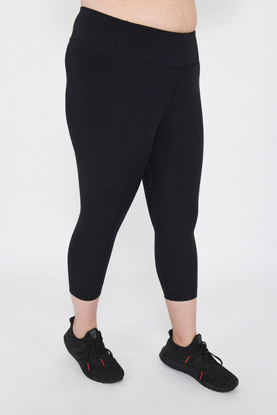 Legging de sport court taille haute grande taille Focus - Midnight Noir