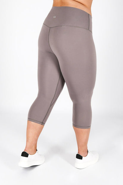 Legging court taille haute grande taille Revitalise - Mauve