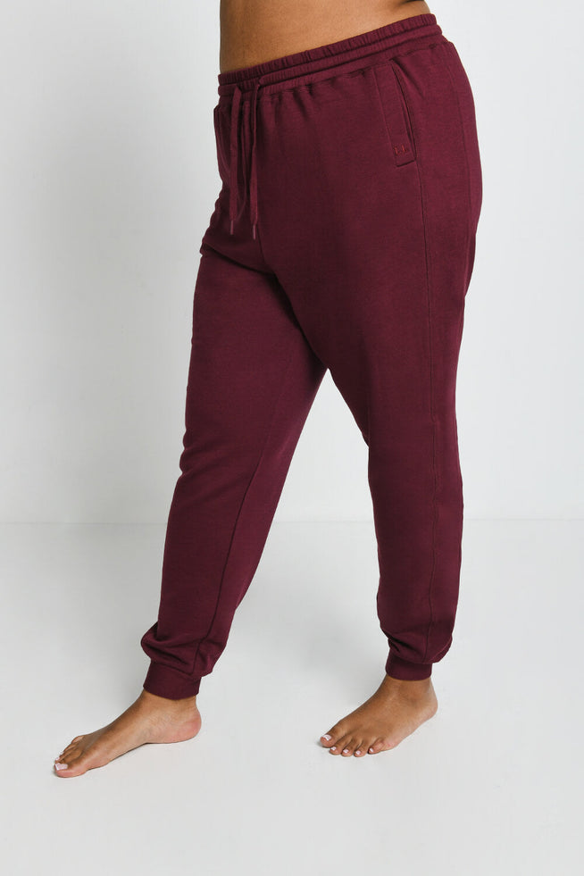 Pantalon de jogging Lounge-Luxe grande taille - Dark Cherry