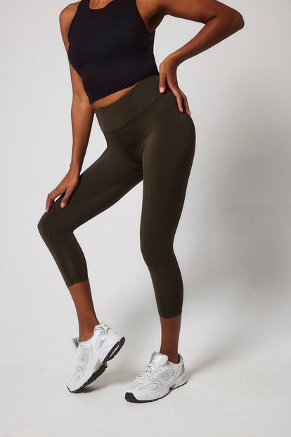 Legging de sport court taille haute Focus - Olive Vert