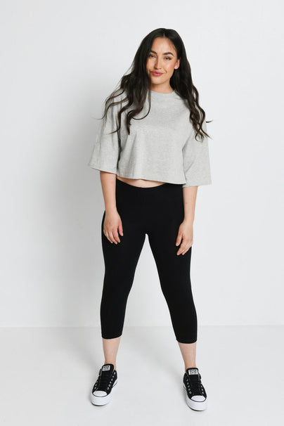 products/W_Black_ClassicCroppedLeggings_1.jpg